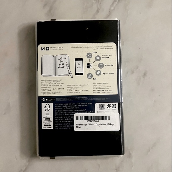 Moleskin Dotted Paper Tablet Hard Cover Smart Notebook 5"x8.25 Black 176… - Picture 7 of 10